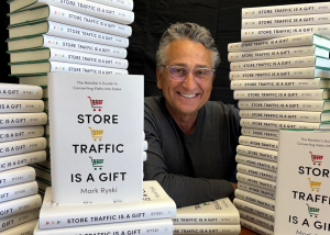 Press release image for New Book Helps Retailers Turn Holiday Store Traffic into Sales,  Even as Consumer Confidence Declines
