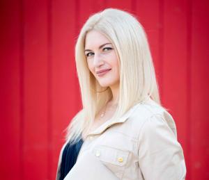 Press release image for Stella Graphix Wins Big Again with 2025 ThreeBestRated® Award, Proving Its Ability to Turn Clients’ Dreams Into Reality