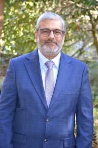 Press release image for Canadian expert Dr. Nayab Sultan honoured in London for life-saving work on silicosis and lung disease