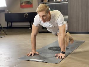 Press release image for HDD Promat Launches AI-Assisted Yoga Platform in Canada, Bridging the Gap Between Studio and Home Practice