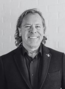 Press release image for Jerry Hendriks Celebrates 35 Years with REMAX and Decades of Real Estate Excellence