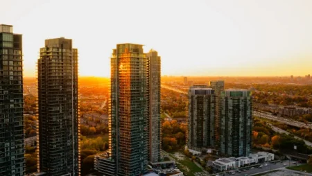 Unlocking the Potential of Real Estate Investment: A Comprehensive Guide for Canadian Entrepreneurs