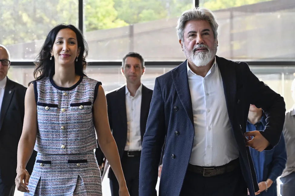 Quebec Liberals In Chaos While PQ Talks Referendum: What Should Business Owners Expect? Quebec’s Political Crisis And The Return Of Referendum Risk